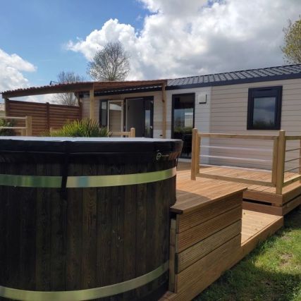 Mobil-home Bien être avec bain nordique
