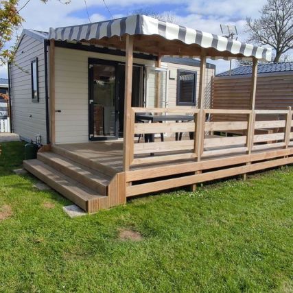 Mobil-home Confort Plus 2 personnes avec terrasse
